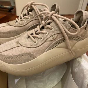 UGG Sneakers LA Cloud, pre-owned